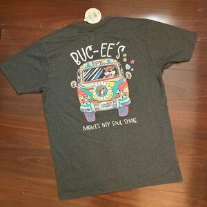 Buc-ee's Hippy Bus Flower Power Makes My Soul Shine Adult Size S Graphic T Shirt